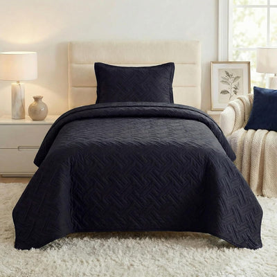2-Piece Twin Quilt Set, Black.