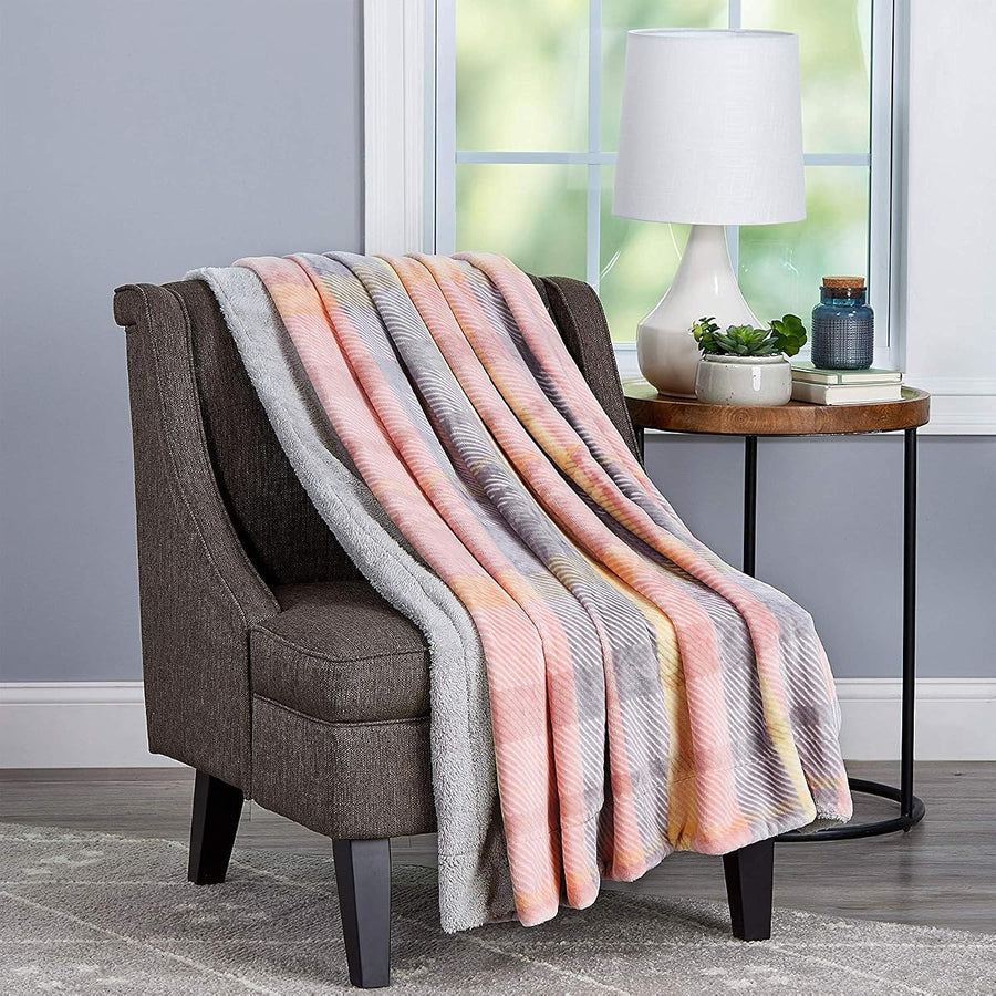Poly Fleece Sherpa Throw &mdash; Lavish Home