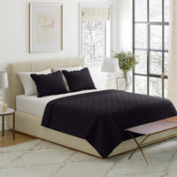 2-Piece Twin Quilt Set, Black. view 70