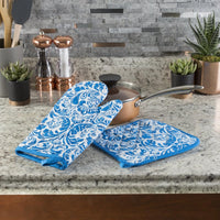 Oven Mitt And Pot Holder Set view 2