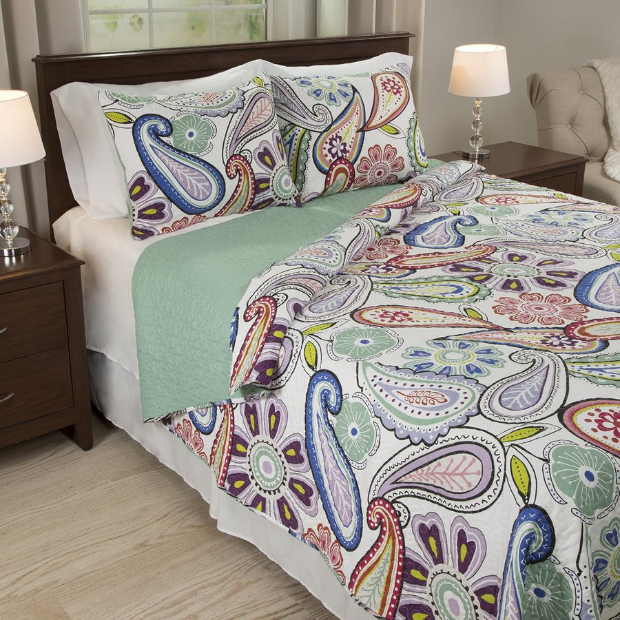 3-Piece Quilt Set - Lizzie Classic Paisley King Quilt with 2 &mdash; Lavish Home