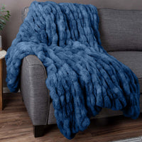 Oversized Ruched Faux Fur Blanket view 15